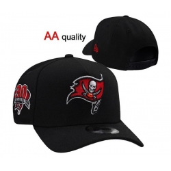 Tampa Bay Buccaneers Snapback Cap 26H E800