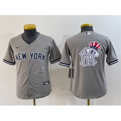 Youth New York Yankees Gray Team Big Logo Cool Base Stitched Baseball Jersey 4