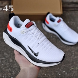 Nike Men White Running Shoes 25K A652
